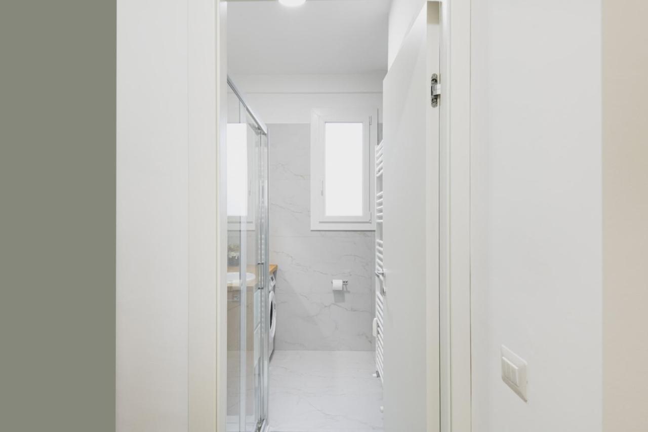 Appartamento Easylife - Oasi Chic Pochi Passi Dai Navigli Milano Esterno foto